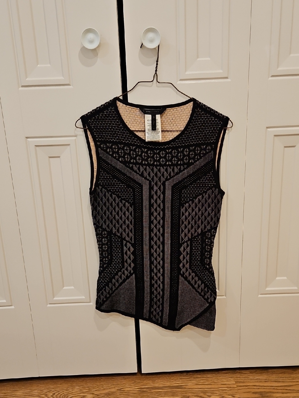 BCBGMaxAzria Black and Cream Patterned Top